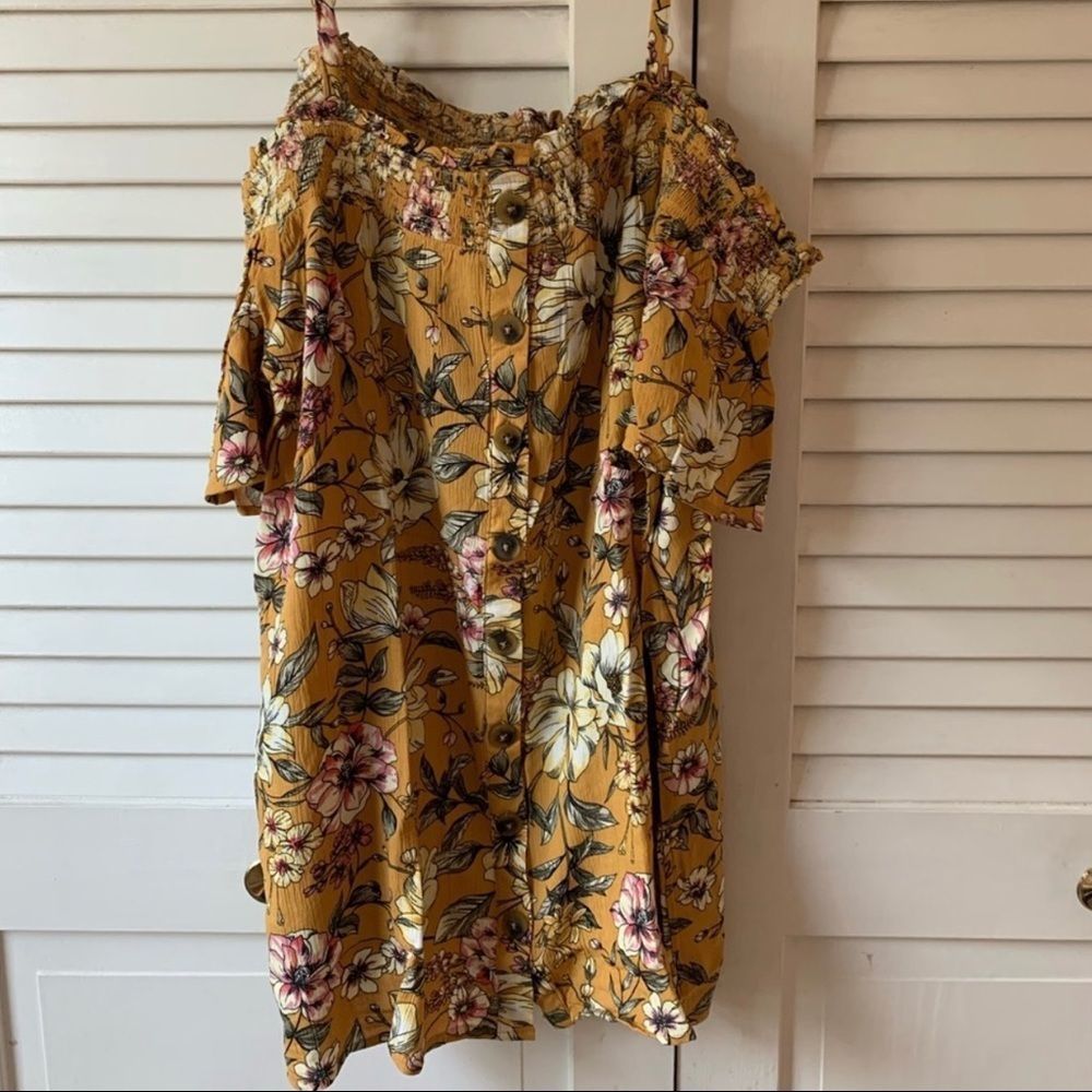 TORRID FLORAL GAUZE SMOCKED COLD SHOULDER BLOUSE